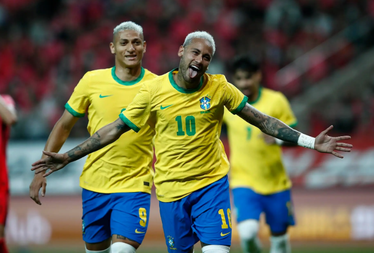 Brasil anuncia su maquinaria para ir al Mundial Qatar 2022, con Neymar y Dani Alves a la cabeza y ausencias de lujo