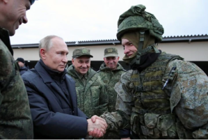 Ejército ruso asegura que “respeta” el cese al fuego decretado por Putin