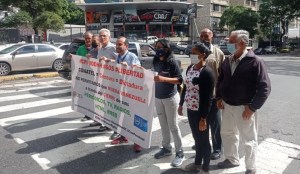 ONG protestó frente a sede del CNP en Caracas: rechazó la censura chavista y el cierre de medios