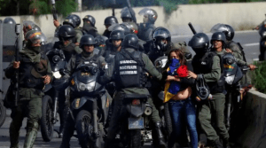 ¿Los violadores de DDHH pueden recibir amnistía? Esto dice la Constitución venezolana