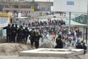 Presidenta de Perú pide que las protestas en Lima sean en “paz y calma”