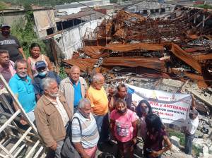 A cinco meses del incendio en Ivss vecinos de Carapita protestan por caos en la zona