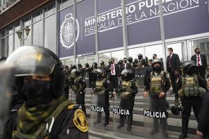 La fiscal general rechaza el “quebrantamiento del orden constitucional” en Perú
