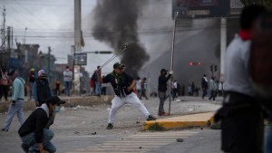 Declaran el estado de emergencia en la región peruana de Arequipa mientras siguen las protestas