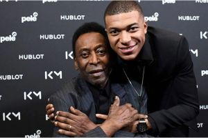 “Reza por el Rey”: Mbappe pidió una oración por la salud de Pelé