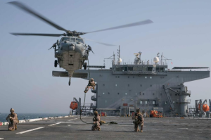 Encontronazo entre barcos de EEUU y una patrulla iraní en el golfo Pérsico