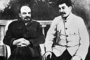 Coloso caído: a 100 años de la creación de la Unión Soviética