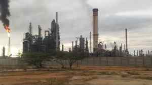 Arrancó producción de combustible en la refinería Cardón mientras que Amuay espera por dos equipos eléctricos