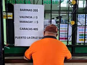 Pasajeros que retornan desde Colombia sorprendidos con precios en dólares de los pasajes en Táchira