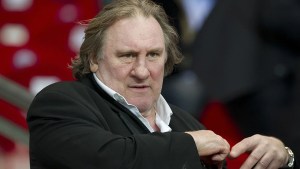 Artistas franceses denuncian “linchamiento” contra Gérard Depardieu, “último pilar sagrado” del cine