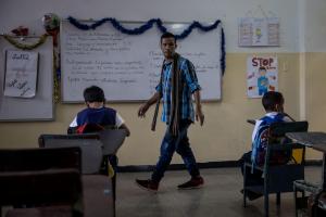 La escuela ya no representa una oportunidad de futuro para los niños venezolanos, según estudio