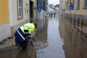 El temporal de lluvia provoca el caos en Lisboa