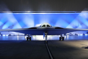 El nuevo bombardero nuclear de la Fuerza Aérea de EEUU es capaz de “alcanzar cualquier objetivo en el mundo” (IMÁGENES)