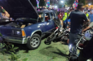 Reportaron colisión múltiple en el Paseo Los Próceres este #13Dic (Video)