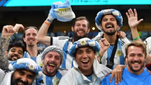La locura por la final del Mundial agota los vuelos desde Argentina a Qatar