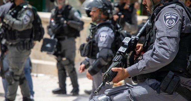 Muerte de palestino por disparos de policía israelí causa polémica y malestar