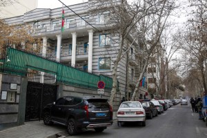 Azerbaiyán suspendió relaciones diplomáticas con Irán tras ataque a su delegación