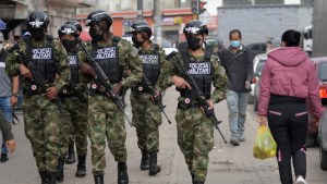 ¿Cuál es el papel de las fuerzas militares en Colombia frente al cese al fuego bilateral?