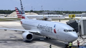 Revelan detalles sobre la muerte de una mujer que fue succionada por el motor de un avión en Alabama