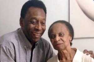 Mamá de Pelé se enteró de la muerte de su hijo: así le dieron la dura noticia