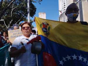 Jubilados exigen a Maduro que les permita “envejecer con dignidad” mediante mejores salarios