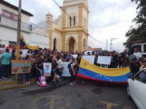 Táchira: Educadores de municipios fronterizos mantienen viva la protesta en plazas y calles