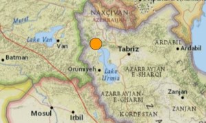 Al menos 120 heridos tras terremoto de 5,4 en Irán (Videos)