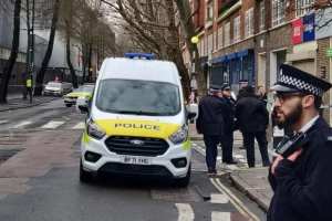 Tiroteo en un funeral dejó a tres mujeres y una niña heridas en Londres