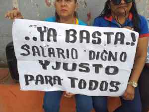 Docentes de Apure salieron a la calle para exigir al chavismo reivindicaciones laborales (FOTOS)
