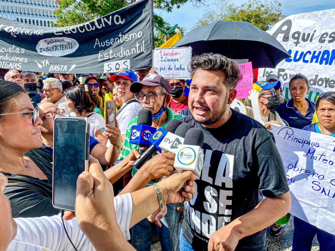 Brenner Barrios: Los jóvenes y estudiantes nos unimos a los docentes venezolanos en su lucha por sueldos justos