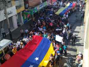 Docentes y trabajadores universitarios de Mérida se unieron a las protestas por sueldos justos este #16Ene (FOTOS)