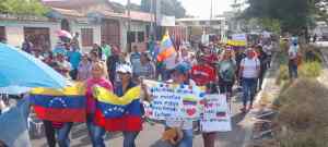 En Barinas los gremios no se detienen y dejaron mensaje en Zona Educativa: “Con los docentes no te metas, Maduro”
