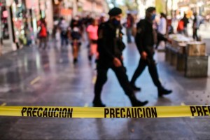 Imágenes sensibles: Meseros asesinan a golpes a comensal que se quejó de “mala atención” en un restaurante