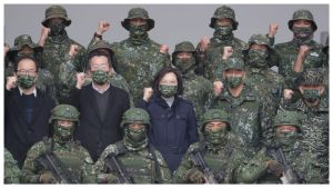 Taiwán entrena a mujeres para apoyar a fuerzas armadas ante amenazas de China