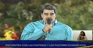 Maduro se ensaña contra la iglesia católica dándole beneficios a los evangélicos