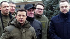 Zelenski calificó de “terrible tragedia” el accidente de helicóptero donde murió el ministro de exteriores ucraniano