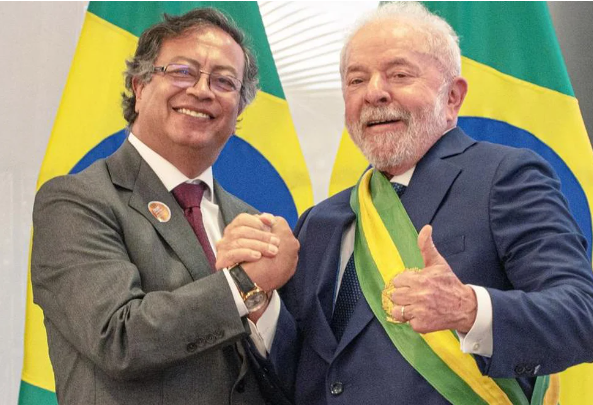 Petro envió mensaje de apoyo a su “amiguito” Lula tras arremetida de bolsonaristas en sedes del Estado