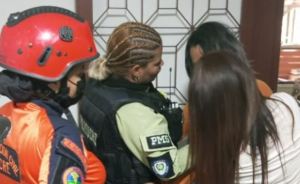 Rescataron a una mujer con depresión que intentó quitarse la vida en su apartamento de Caracas