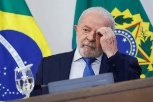 Lula se compromete con una “lucha sin tregua” contra la violencia machista