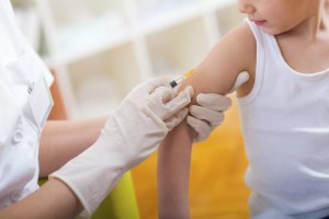 OMS se propone recuperar en 2023 ritmo perdido en vacunación infantil global