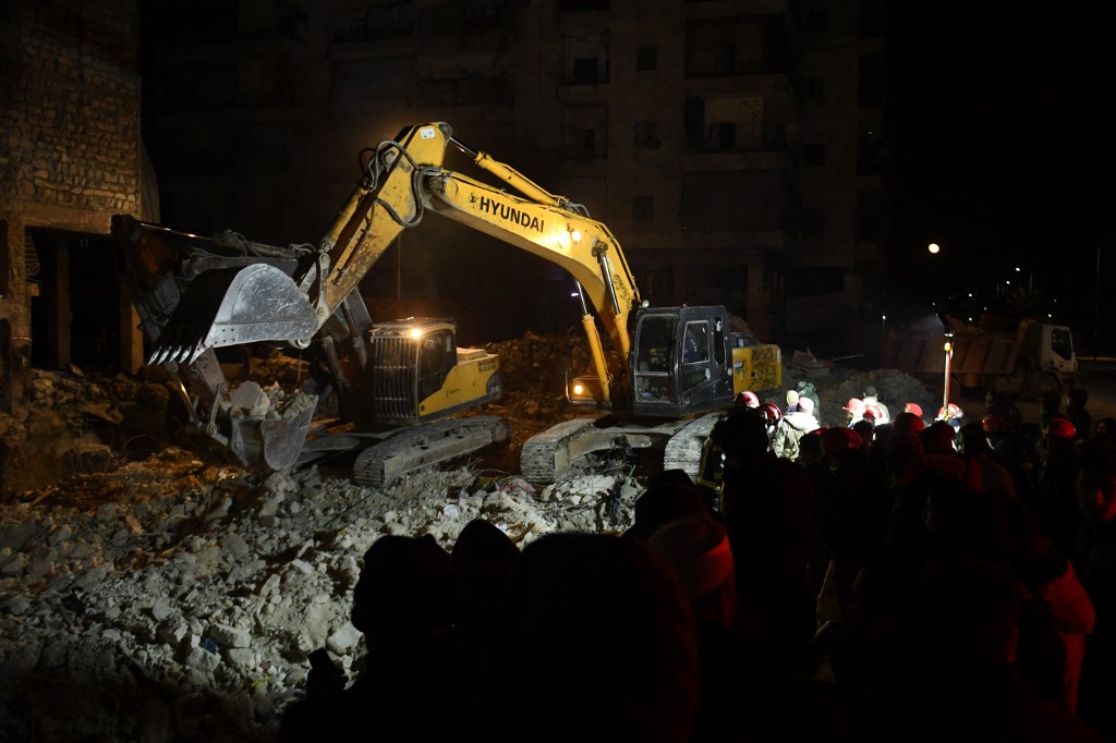 Casi 700 edificios se derrumbaron en Siria a causa de los sismos