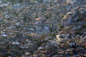 El número de muertos por los terremotos en Turquía supera ya los 44 mil