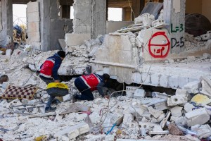 España promete más de cuatro millones de euros adicionales para víctimas de terremotos en Siria y Turquía
