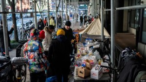Lo que cuesta cada inmigrante para la ciudad de Nueva York en alojamiento, alimentos y escuela