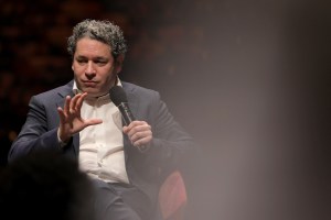 Gustavo Dudamel ganó el grammy a mejor actuación de una orquesta por “Adès: Dante”