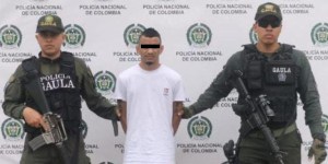 Enviaba videos por WhatsApp a sus víctimas: Cayó el venezolano alias “Juri” por extorsión en Colombia