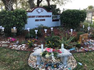 Florida recuerda a las víctimas del tiroteo en Parkland cinco años después