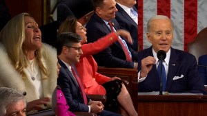“¡Mentiroso!”: Los cinco momentos tensos del discurso de Joe Biden al Congreso