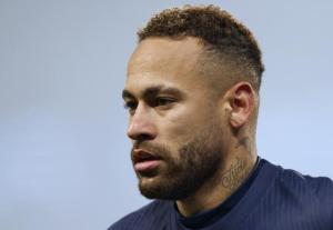 Técnico del Manchester United aviva los rumores sobre el posible fichaje de Neymar