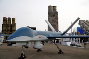 Revelan que China planea producir drones explosivos para Rusia